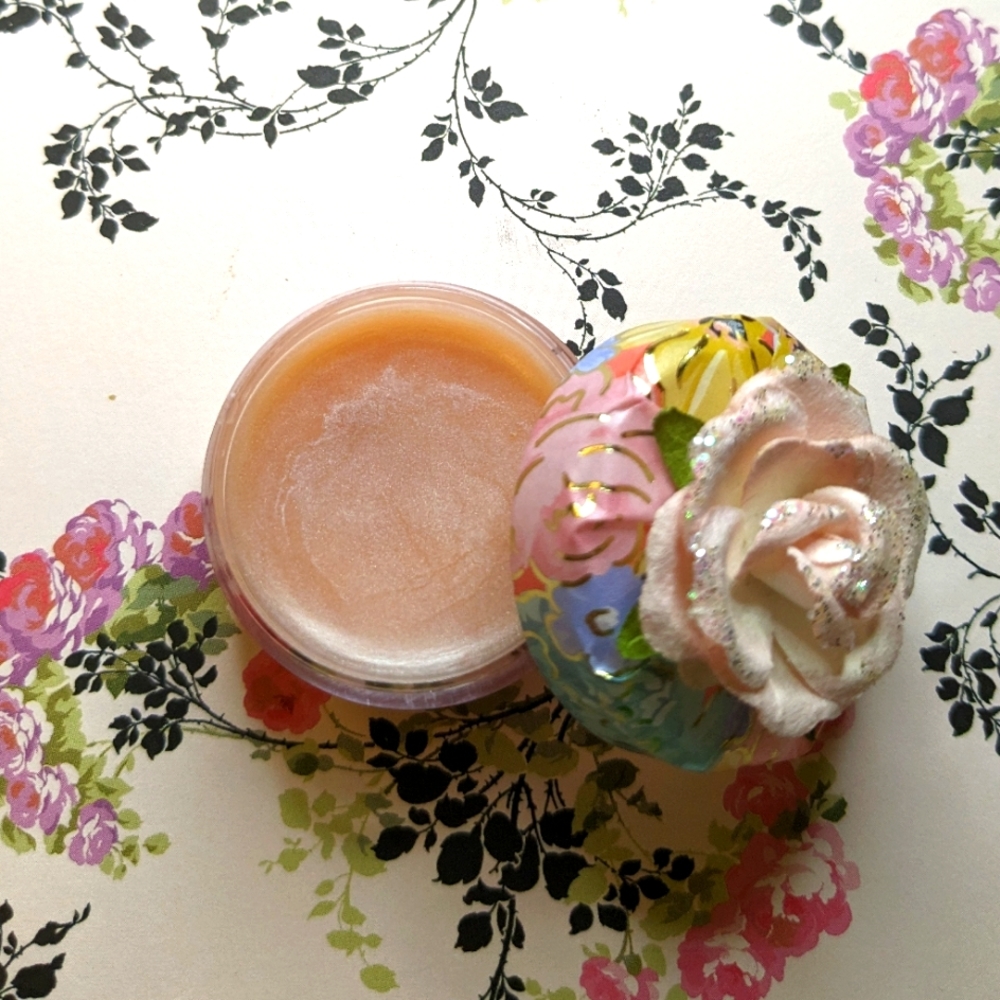 🆕 Organic Cupcake Lip Balm